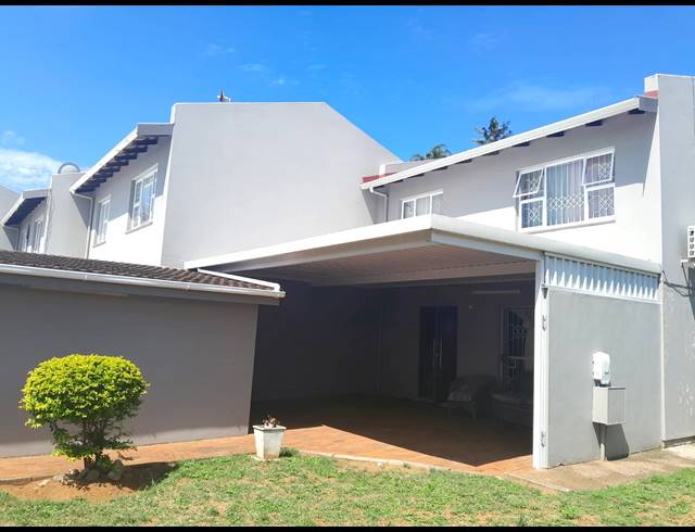 3 BEDROOM DUPLEX FOR SALE IN BLUFF